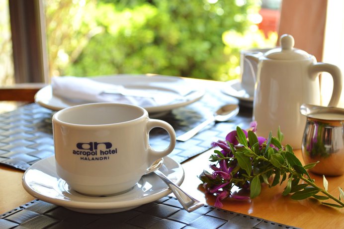 Imagen del bar/restaurante del Hotel Acropol. Foto 7