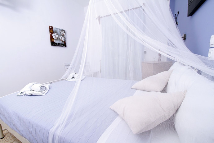 Imagen de la habitación del Hotel Acropole Sunrise. Foto 5