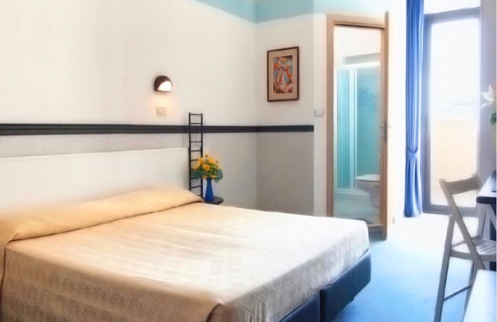 Imagen de la habitación del Hotel Acropolis, Costa de Rimini. Foto 14