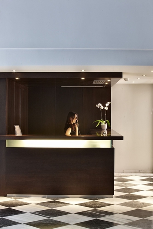 Imagen de los interiores del Hotel Acropolis Hill. Foto 13