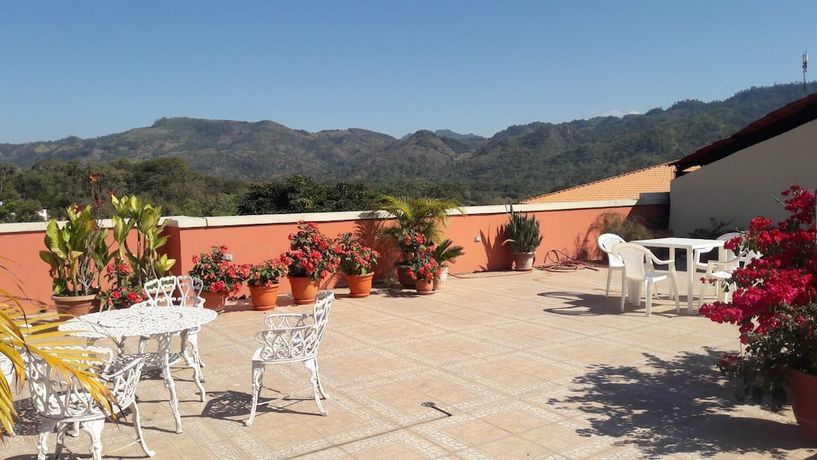 Imagen de la habitación del Hotel Acropolis Maya. Foto 8