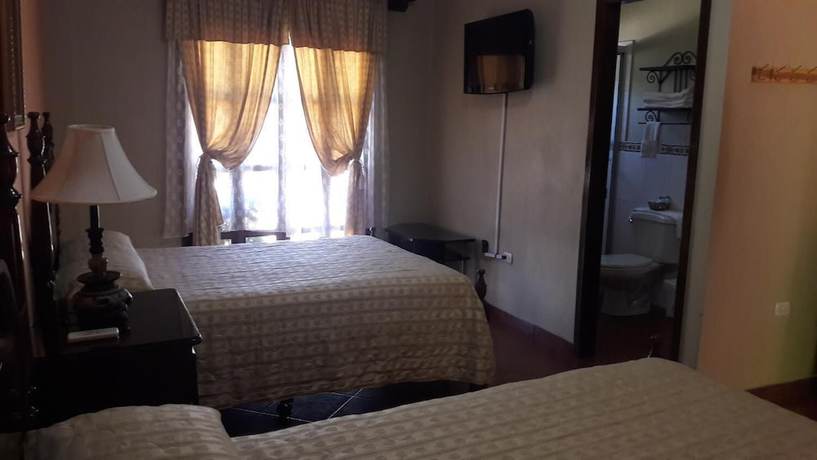 Imagen de la habitación del Hotel Acropolis Maya. Foto 14