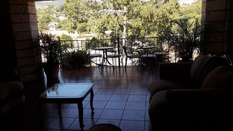 Imagen de la habitación del Hotel Acropolis Maya. Foto 19