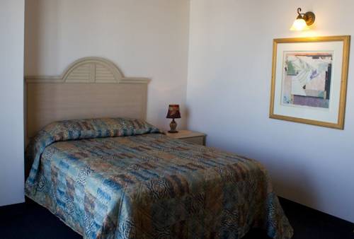 Imagen de la habitación del Hotel Acropolis Oceanfront Resort. Foto 11
