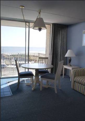 Imagen de la habitación del Hotel Acropolis Oceanfront Resort. Foto 15