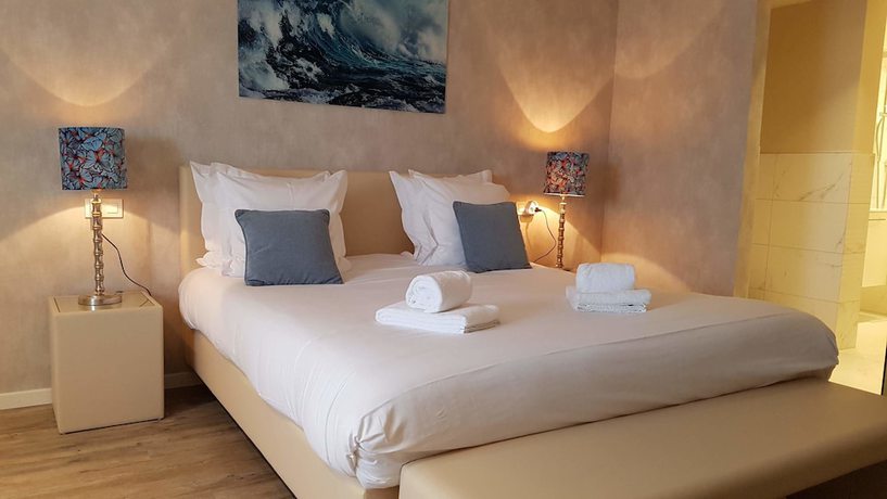 Imagen de la habitación del Hotel Acropolis, St-Laureinsstrand. Foto 5