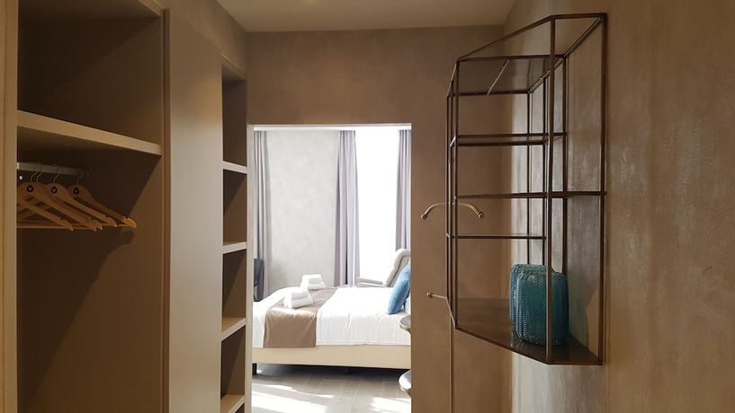 Imagen de la habitación del Hotel Acropolis, St-Laureinsstrand. Foto 10