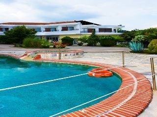 Imagen de la piscina del Hotel Across Paschos. Foto 5