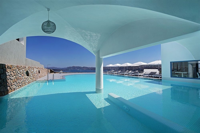 Imagen de la piscina del Hotel Acroterra Rosa. Foto 15