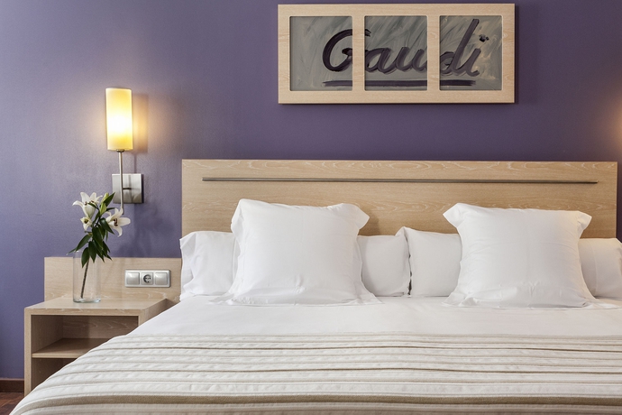 Imagen de la habitación del Hotel Acta Arthotel. Foto 6