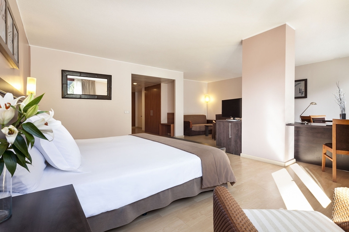 Imagen de la habitación del Hotel Acta Arthotel. Foto 7