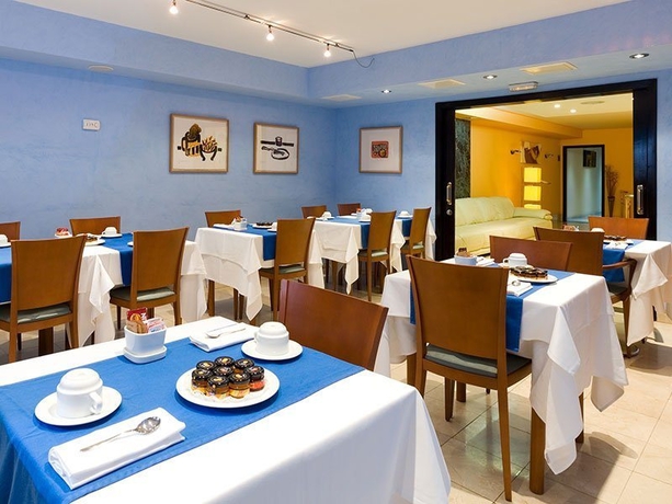 Imagen general del Hotel Acta Azul. Foto 4