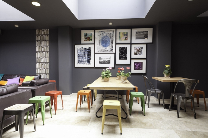 Imagen de los interiores del Hotel Acta Bcn 40. Foto 16