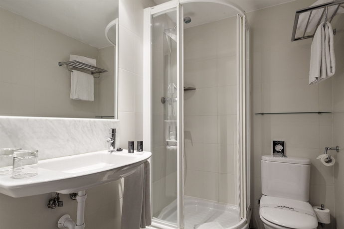 Imagen de la habitación del Hotel Acta Bcn 40. Foto 11