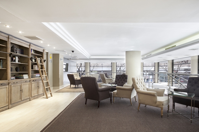 Imagen de los interiores del Hotel Acta City47. Foto 9