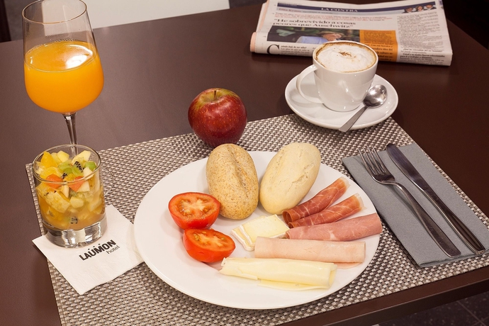 Imagen del bar/restaurante del Hotel Acta Laumon. Foto 4