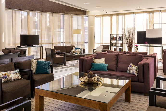 Imagen de los interiores del Hotel Acta Piramides. Foto 12