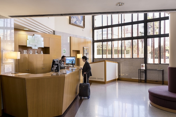 Imagen de los interiores del Hotel Acta Piramides. Foto 18