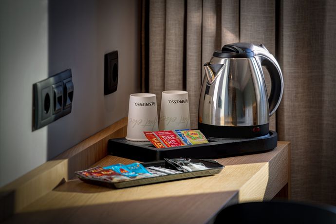 Imagen de la habitación del Hotel Acta The Clover. Foto 11