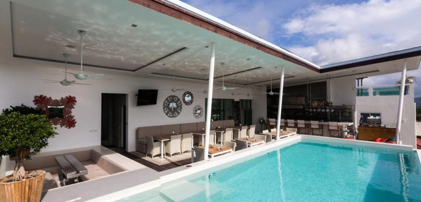 Imagen de la piscina del Hotel Action Point Fitness Resort. Foto 13