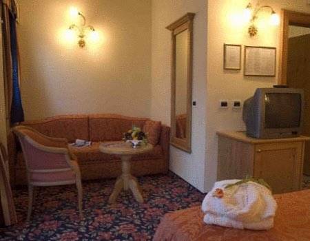 Imagen de la habitación del Hotel Active Monte Giner. Foto 12