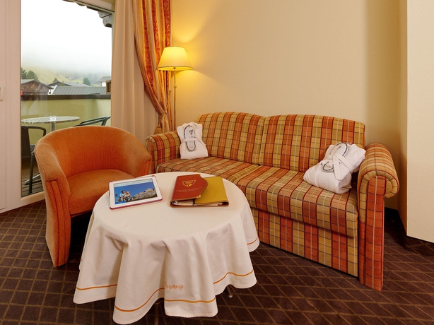 Imagen de los interiores del Hotel Activehotel Bergkönig. Foto 5