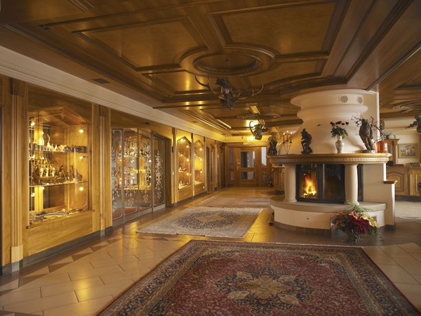 Imagen de los interiores del Hotel Activehotel Diana. Foto 15