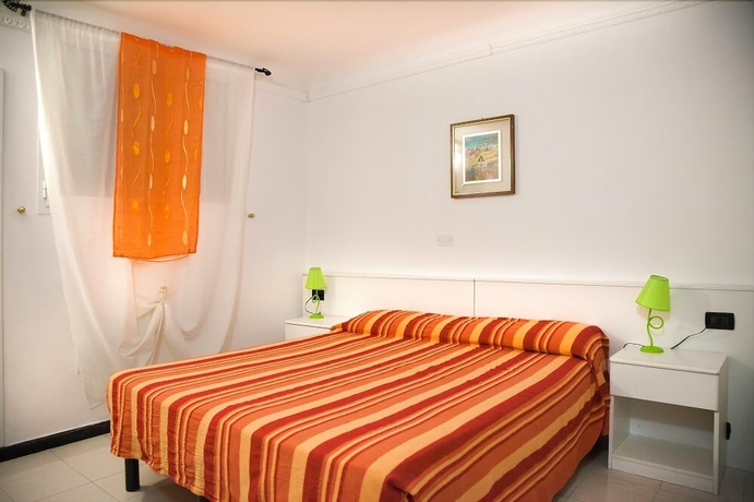 Imagen de la habitación del Hotel Actor. Foto 6