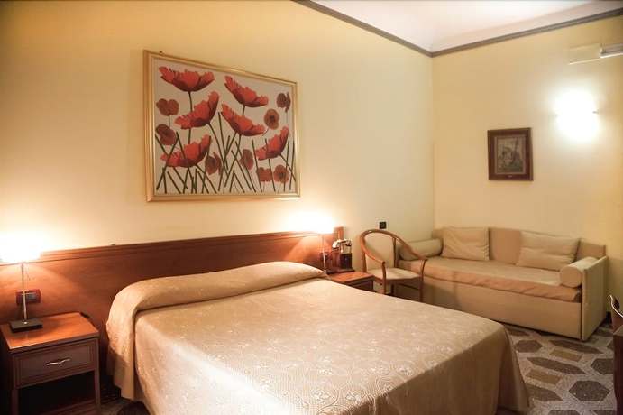 Imagen de la habitación del Hotel Actor. Foto 8