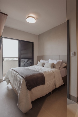 Imagen de la habitación del Hotel ActualHouse Santa M&ocirc;nica. Foto 13