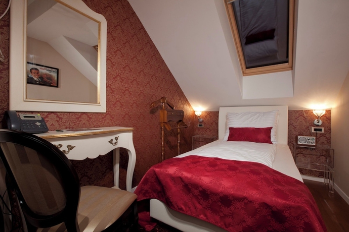 Imagen de la habitación del Hotel Actum. Foto 1