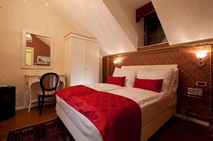 Imagen de la habitación del Hotel Actum. Foto 9