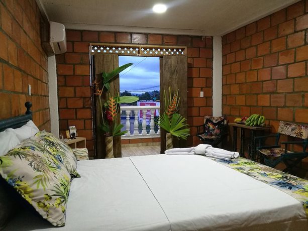 Imagen de la habitación del Hotel Acuali Nuqui. Foto 11