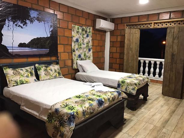 Imagen de la habitación del Hotel Acuali Nuqui. Foto 13