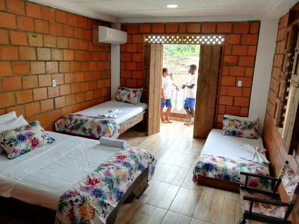 Imagen de la habitación del Hotel Acuali Nuqui. Foto 15