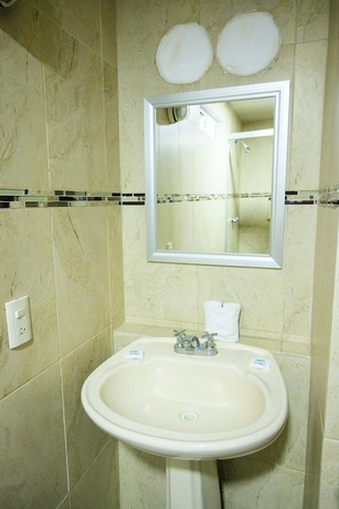 Imagen general del Hotel Acuario, Chapala. Foto 6