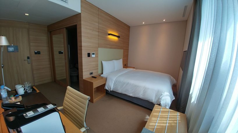 Imagen de la habitación del Hotel Acube. Foto 17