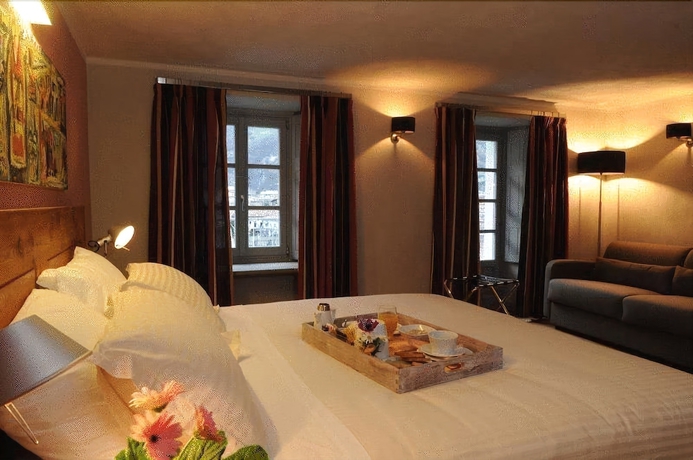 Imagen de la habitación del Hotel Ad Gallias. Foto 8