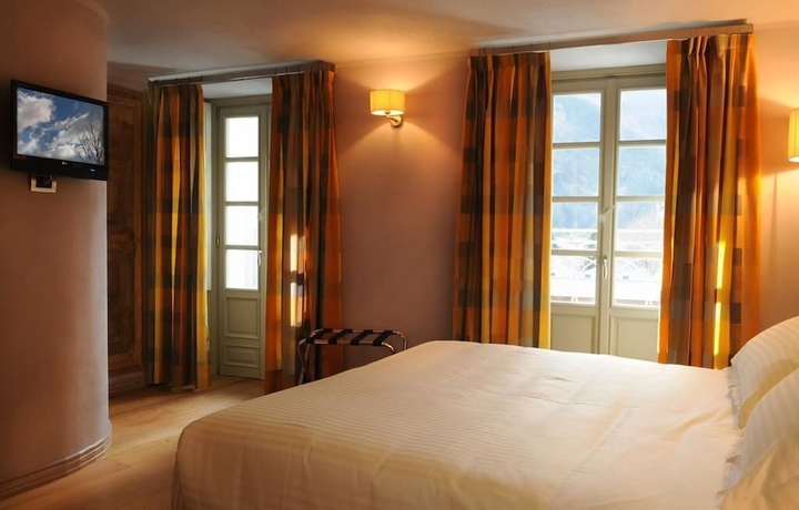 Imagen de la habitación del Hotel Ad Gallias. Foto 14
