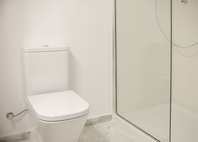 Imagen de la habitación del Hotel Ad Hoc Carmen. Foto 10