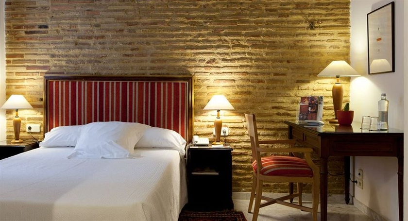 Imagen de la habitación del Hotel Ad Hoc Monumental. Foto 6