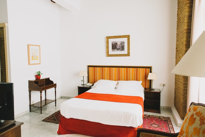 Imagen de la habitación del Hotel Ad Hoc Monumental. Foto 8