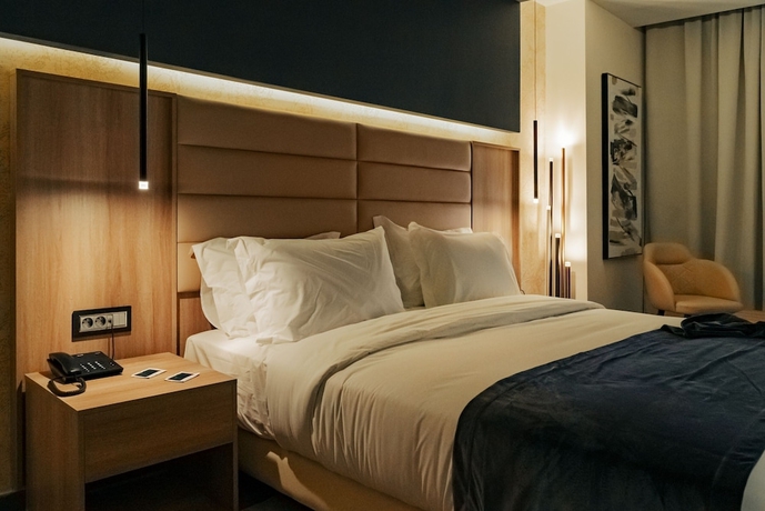 Imagen de la habitación del Hotel Ad Hydra. Foto 15