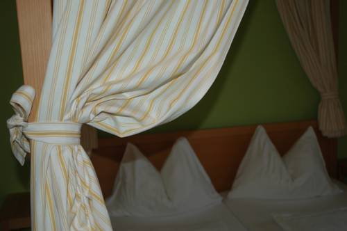 Imagen de la habitación del Hotel Ad Vineas Gästehaus Nikolaihof-hotel Garni. Foto 4