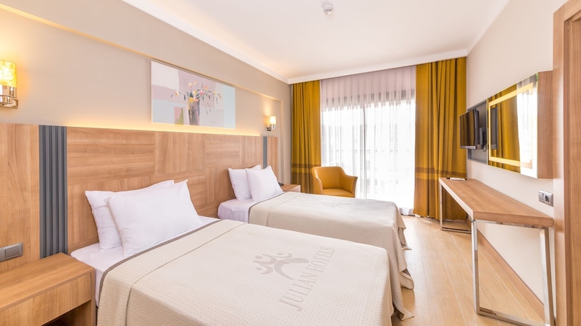 Imagen de la habitación del Hotel Ada Julian Marmaris. Foto 8