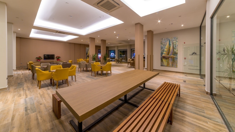 Imagen de los interiores del Hotel Ada Julian Marmaris. Foto 12