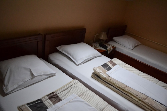 Imagen de la habitación del Hotel Ada, Sarajevo. Foto 12