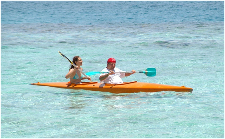 Imagen general del Hotel Adaaran Club Rannalhi. Foto 3