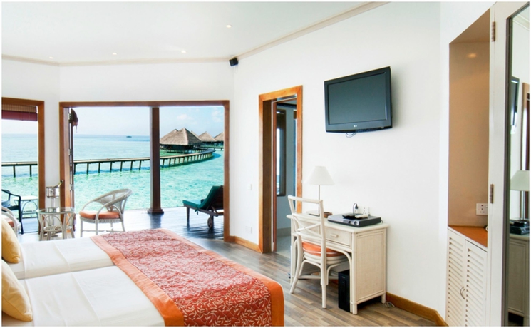 Imagen de la habitación del Hotel Adaaran Club Rannalhi. Foto 12