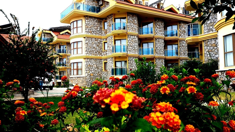 Imagen de los exteriores del Hotel Adaburnu Golmar Beach - All Inclusive. Foto 16